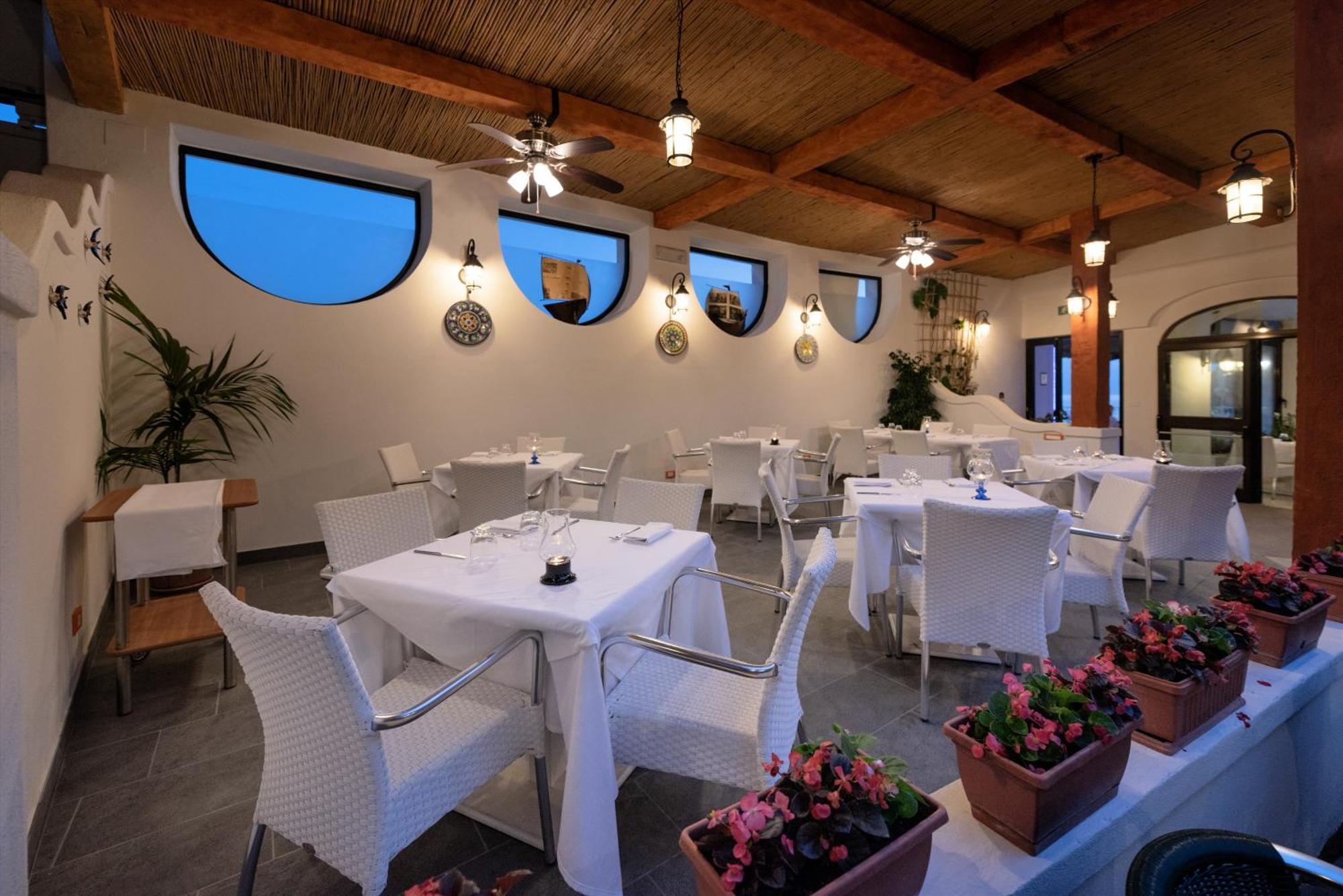 Hotel Villa Sirena Sant'Angelo  Exterior foto