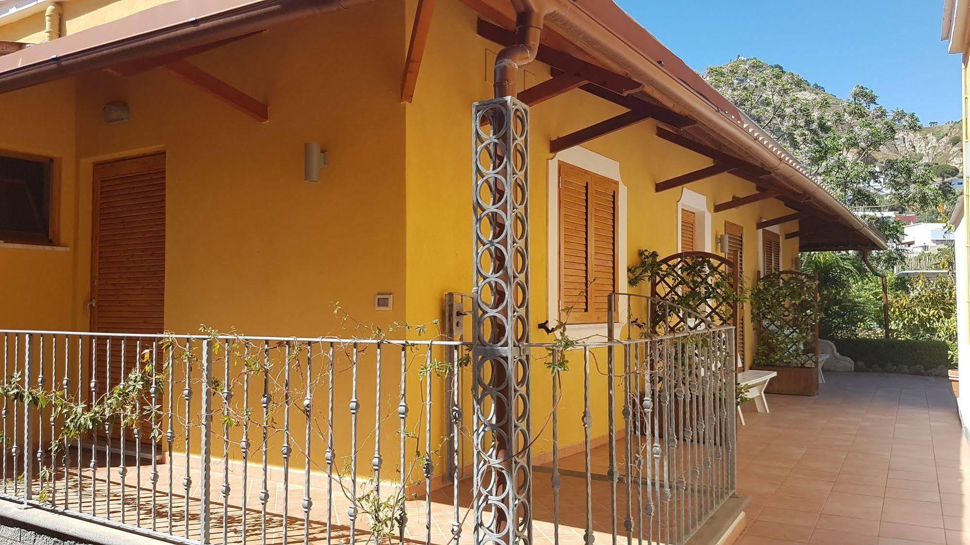 Hotel Villa Sirena Sant'Angelo  Exterior foto